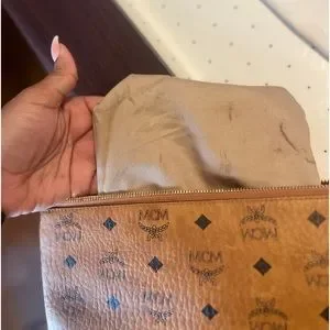 Mcm discount mens pouch